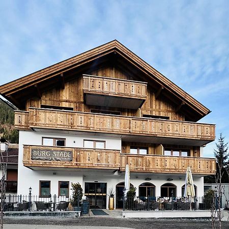 Burgstadl Aparthotel & Restaurant 라디스 외부 사진