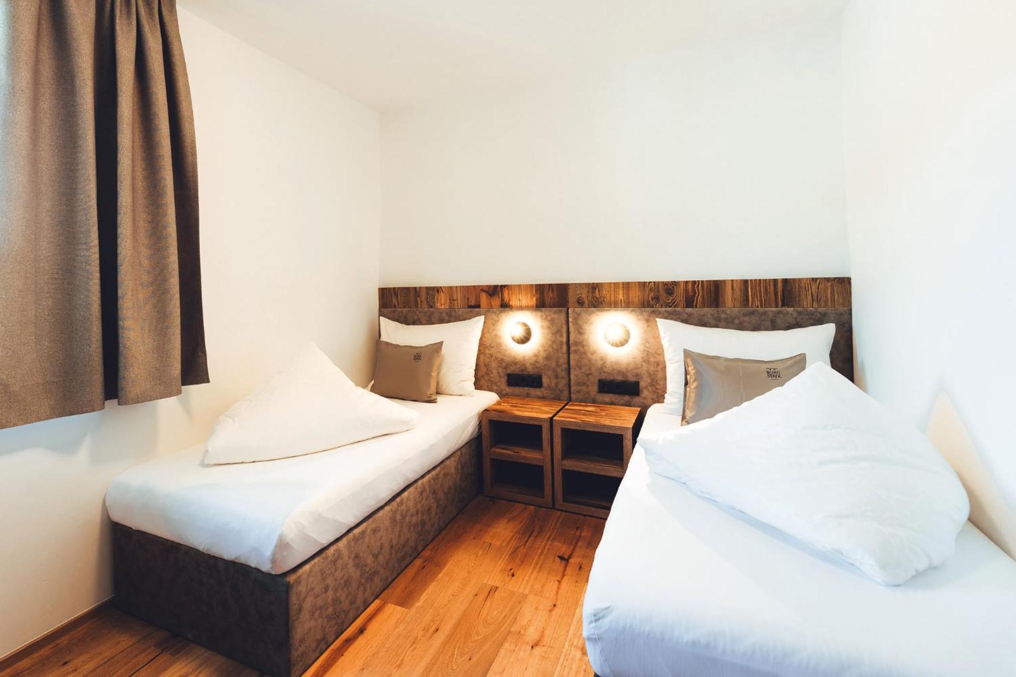 Burgstadl Aparthotel & Restaurant 라디스 외부 사진