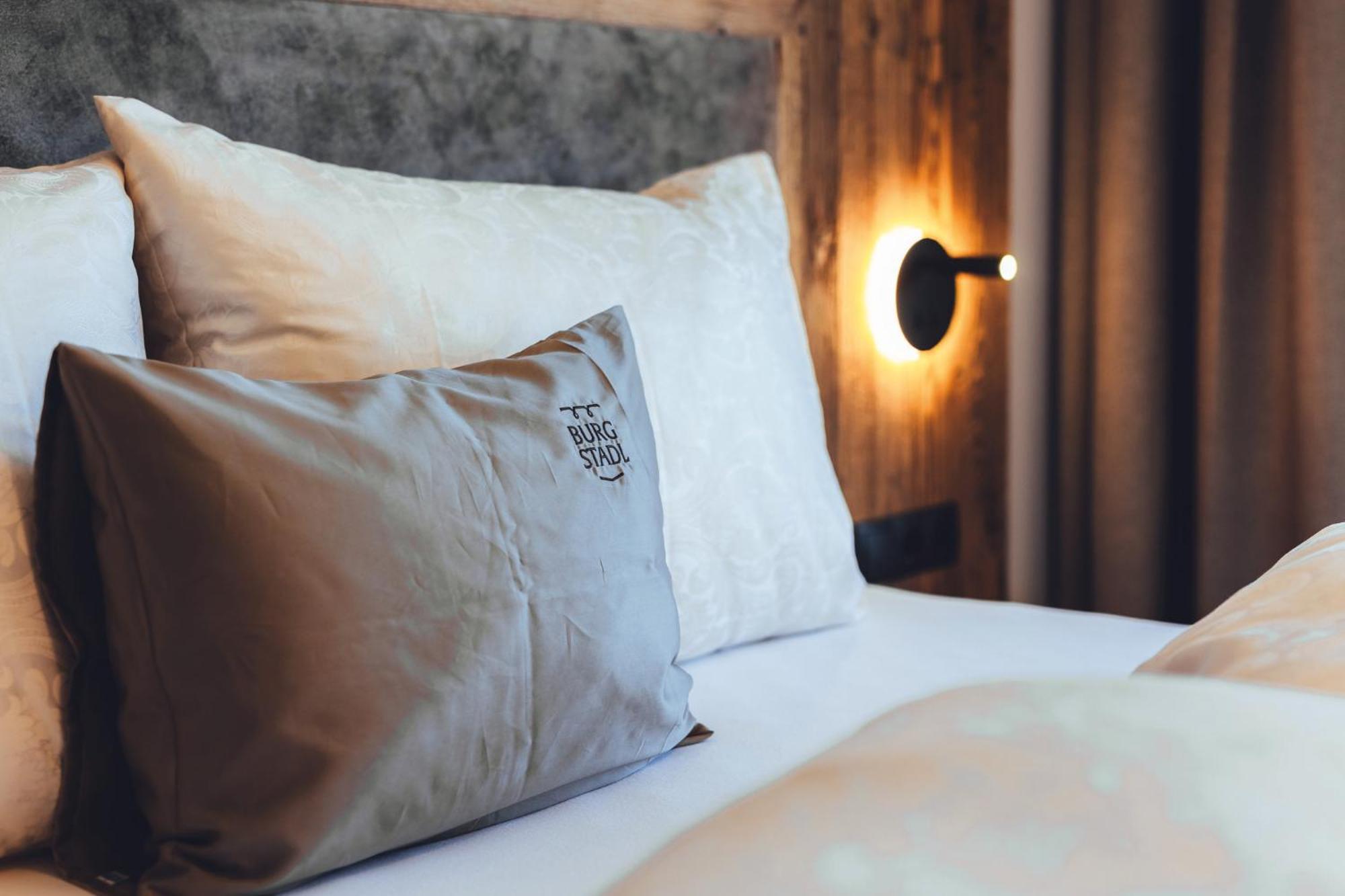 Burgstadl Aparthotel & Restaurant 라디스 외부 사진