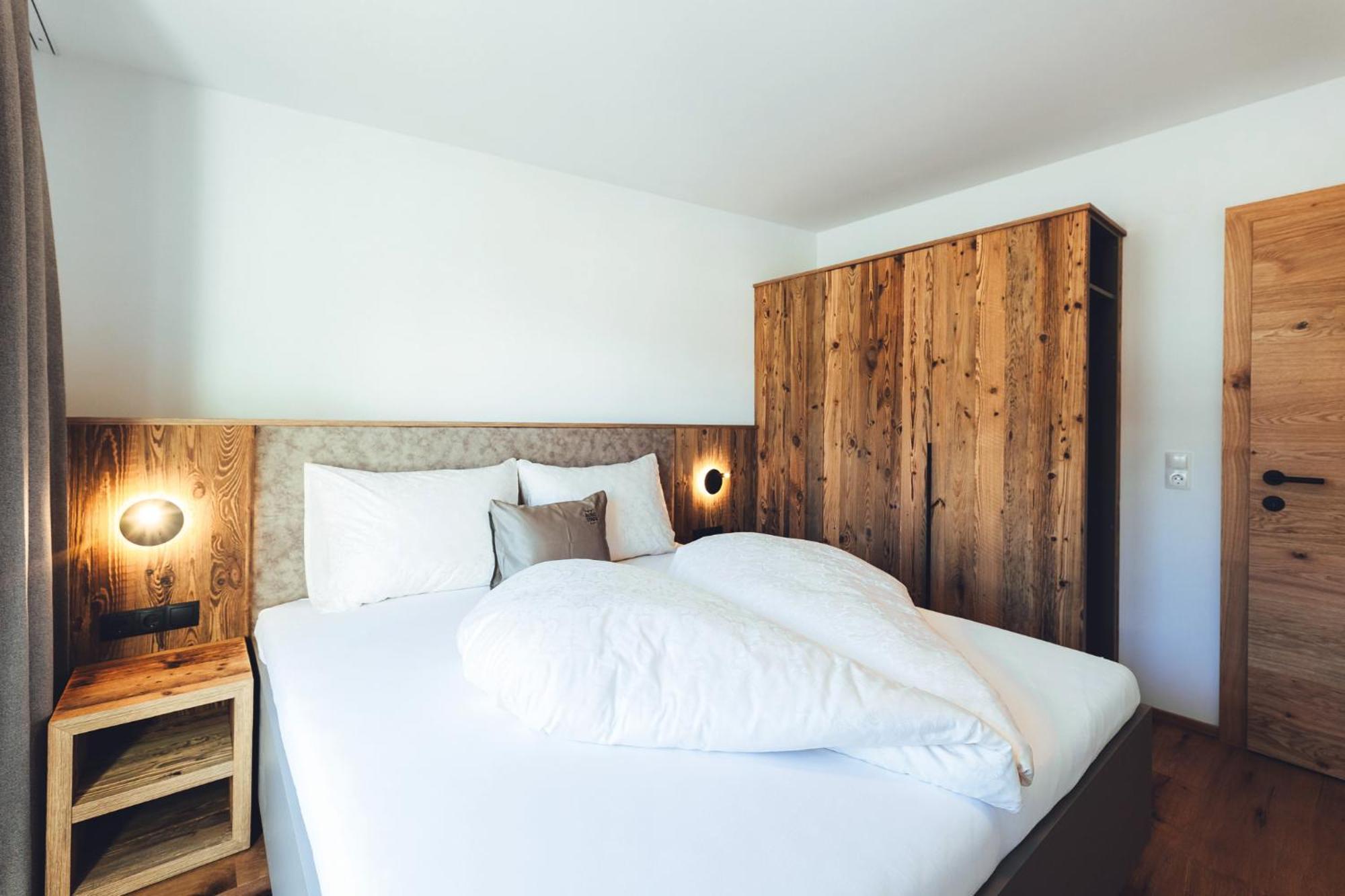 Burgstadl Aparthotel & Restaurant 라디스 외부 사진