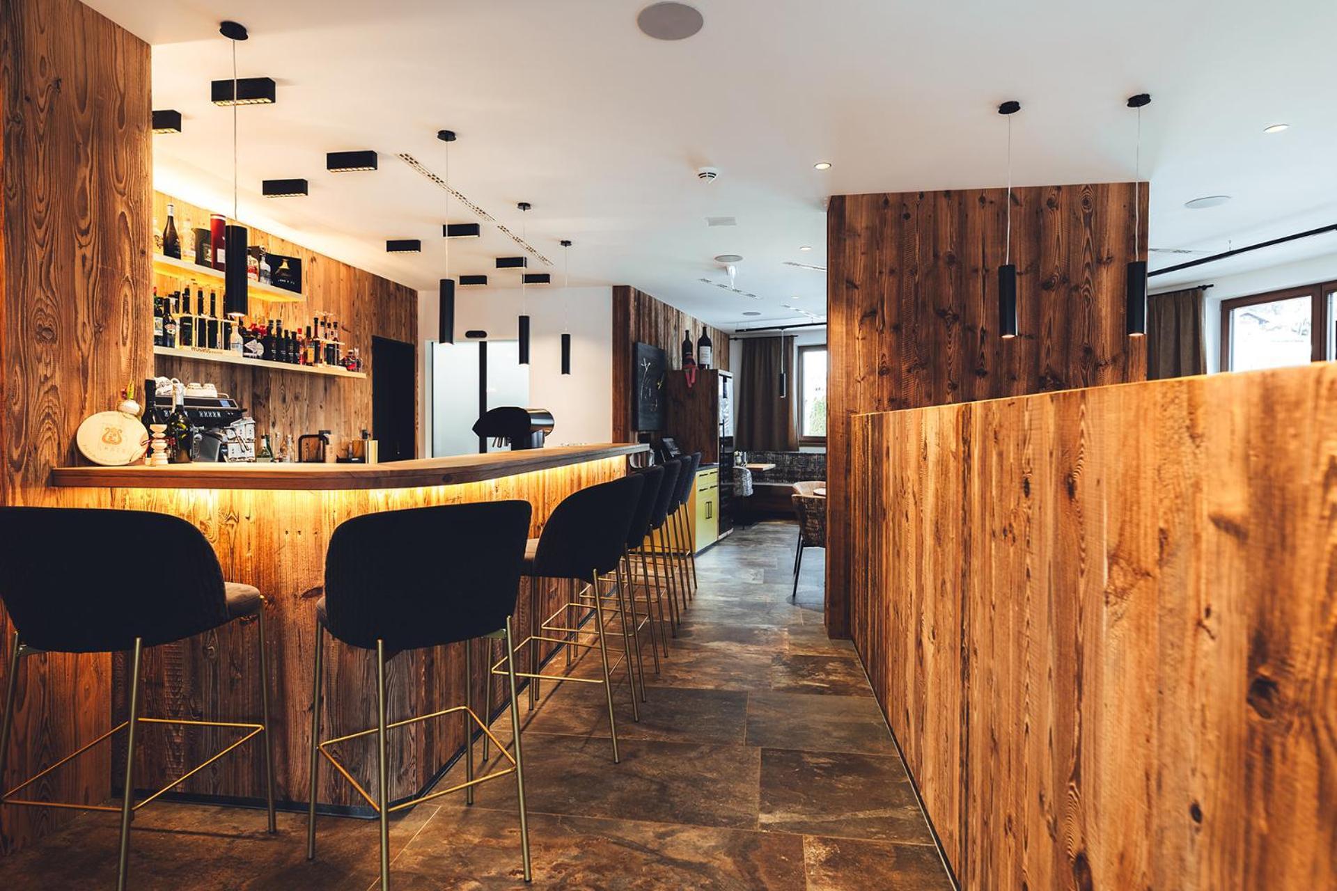 Burgstadl Aparthotel & Restaurant 라디스 외부 사진